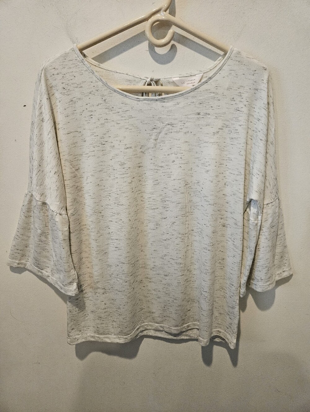 LAUREN CONRAD IVORY & GRAY MARLED 3/4 BELL SLEEVE TOP SIZE LARGE